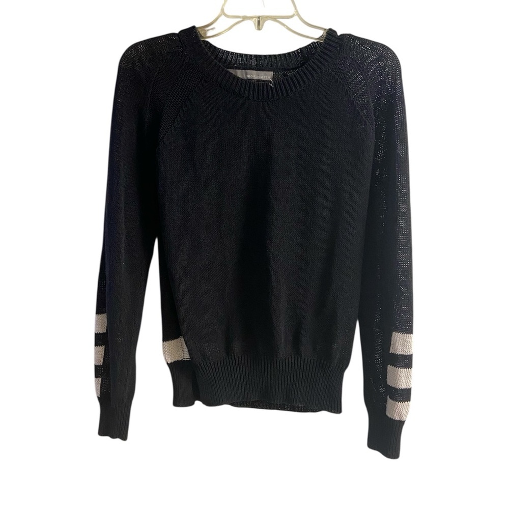 360 Sweater Black and White Crew Neck Medium